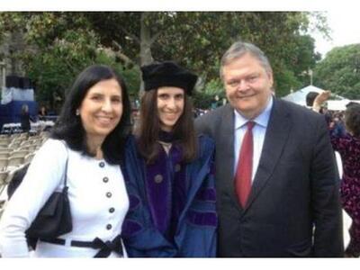 Ο Βενιζέλος στην αποφοίτηση της κόρης του 