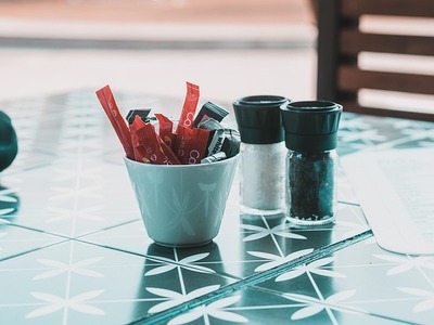 Τεχνητά γλυκαντικά: Πώς επηρεάζει την υγ...