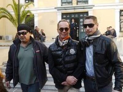 Την Παρασκευή απολογείται ο Λάκης Γαβαλά...