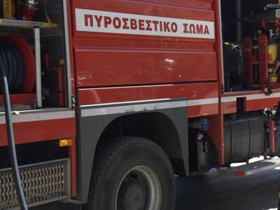 Πάτρα: Λαμπάδιασε εν κινήσει αυτοκίνητο,...