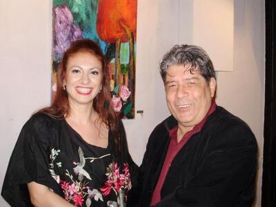 H Ελ. Αλεξανδράτου με τον Γιάννη Τρυπανα...