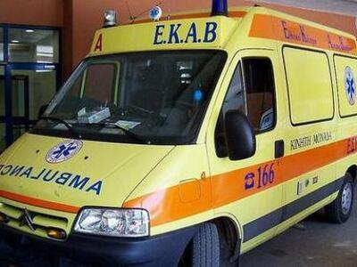 Πάτρα: Μετέφεραν ασθενή μέσα στον καύσων...