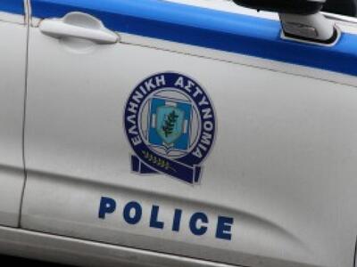 28χρονη παραβίαζε και λήστευε καταστήματ...