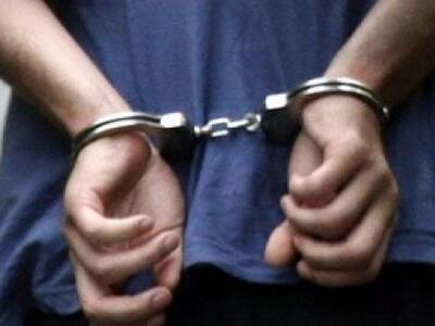 Η στιγμή της προσαγωγής του 23χρονου Αλβ...