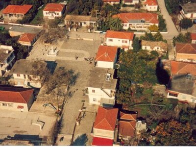 Ανεπιθύμητοι οι βουλευτές στο Κομμένο Άρ...