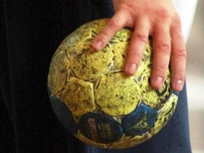 Πρωτάθλημα και Κύπελλο θέλει με την φανέ...