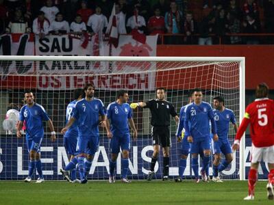 Ελλάδα - Αυστρία 2-1 με Φωτάκη και Σαμαρά