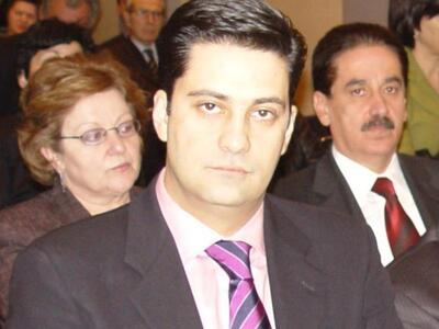 Άνω-κάτω η ΝΔ για την επιλογή Παπαναστασ...