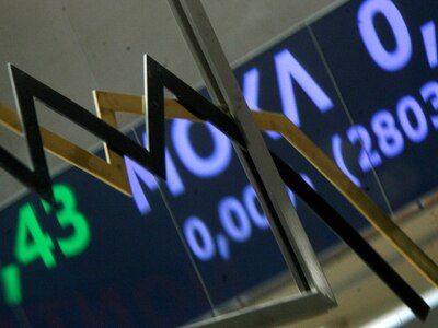  Σε δυσθεώρητες "πτήσεις" το s...