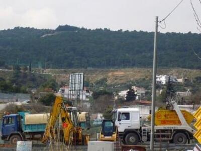 Δουλεύουν στα νταμάρια ... στα κρυφά!