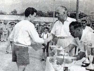  Ποιος θυμάται τη Δόξα Πατρών;