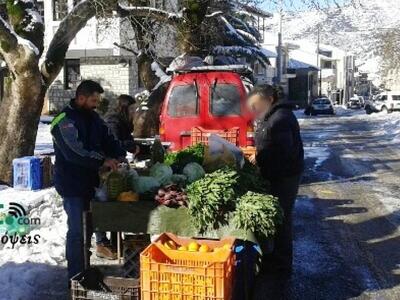 Με έναν παραγωγό η λαϊκή αγορά των Καλαβ...