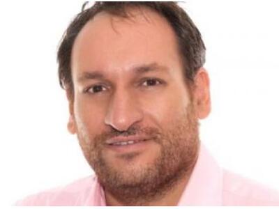 Πάτρα: Δύο αδέλφια κατεβαίνουν στις δημο...