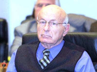 Τιμάται μετά θάνατο ο καθηγητής Ιατρικής...