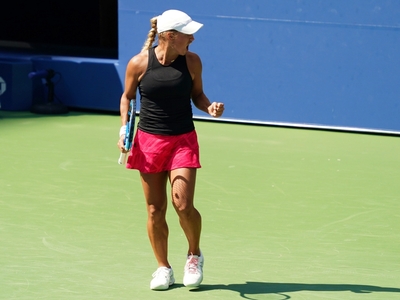 Τρεις μαμάδες στα προημιτελικά του US Open!