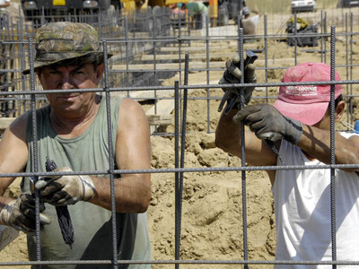Άνεργος ένας στους τρεις Πατρινούς οικοδόμους