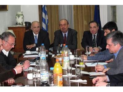 Δυτική Ελλάδα: Ψάξτε αγορές στο εξωτερικ...