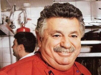 Πάτρα: Ο Λευτέρης Λαζάρου έδωσε τα φώτα ...