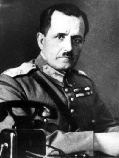 Ο κατοχικός πρωθυπουργός Γεώργιος Τσολάκ...