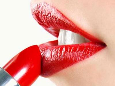 To τέλειο γιορτινό κόκκινο κραγιόν για κ...