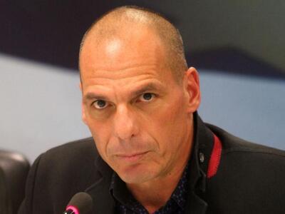 Ο Βαρουφάκης έχει σήμερα γενέθλια και κλ...