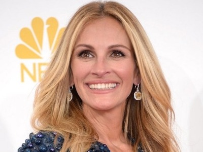 Η Τζούλια Ρόμπερτς στηρίζει κατάστημα πο...