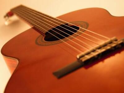 Πάτρα: Βραδιά Ρεμπέτικου  στο  “Bikini” ...