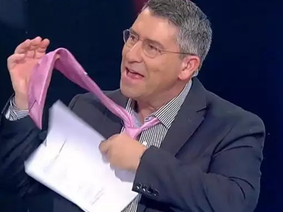 Άκης Παυλόπουλος: Γιατί πέταξε τη γραβάτ...