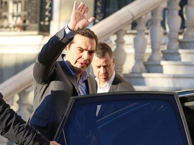 Τσίπρας: Φέραμε την κεντρική εξουσία	στη...