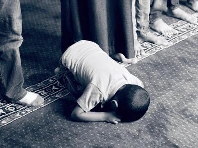 Αυστρία: 300 ιμάμηδες καταδικάζουν την τ...