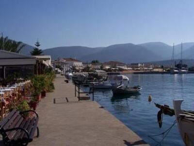 Στα ...κεραμίδια οι Κεφαλονίτες για τη δ...