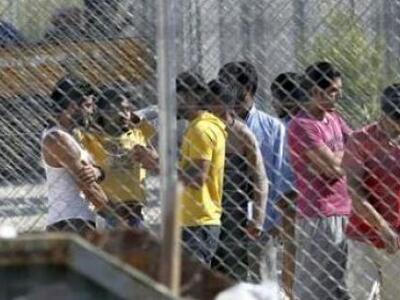 Aφγανός πρόσφυγας κρατείτο επί 4 μήνες σ...