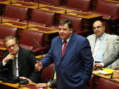 "Φροντιστήριο" Καρατζαφέρη στο...