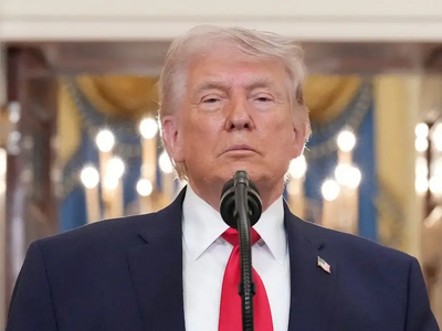 Alex Brandon / Pool via REUTERS