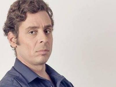 Ο Γιάννης Σαρακατσάνης είναι στην Πάτρα ...