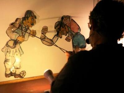 Πάτρα: Παραστάσεις Καραγκιόζη από τον Κώστα Μακρή 