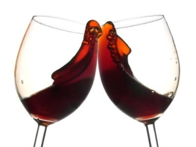 Με επιτυχία η 1η έκθεση Αχαϊκών οίνων