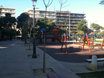 Ξεραμένα δέντρα και σκουπίδια στα Υψηλά Αλώνια 