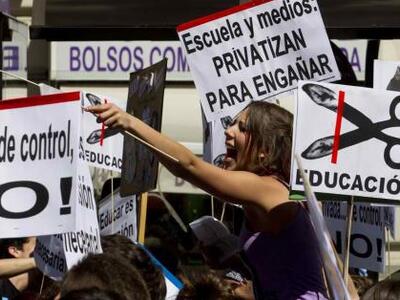 Σε επίπεδα ρεκόρ η ανεργία στην Ισπανία-...