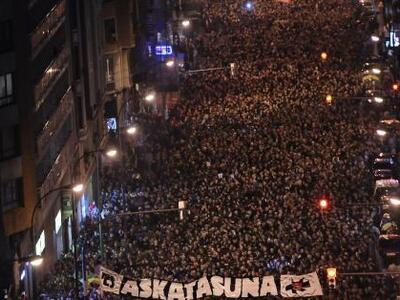 Οι Αγανακτισμένοι της Ισπανίας μπαίνουν ...