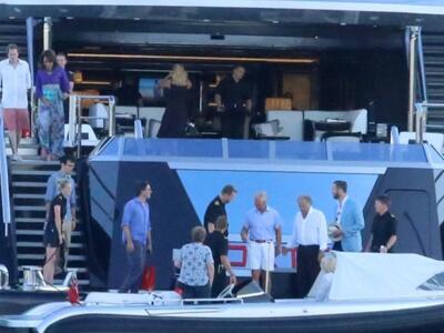 Το γεύμα της Γιάννας με τον Κάρολο και τ...