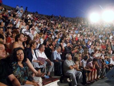 Μετά το χθεσινό επεισόδιο σήμερα τα δύο ...