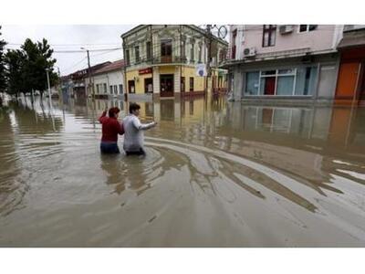 Νεκροί και άστεγοι από τις πλημμύρες στη Ρουμανία