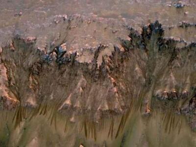Βρέθηκε νερό που ρέει στον πλανήτη Άρη!