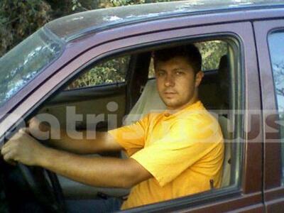 «Ήταν μαύρος από το ξύλο, το κρανίο του ...