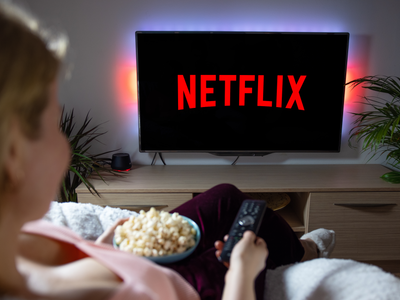 Netflix: Ξεκίνησε να στέλνει τη «λυπητερή»
