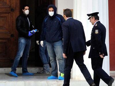 Οι Αρχές "ακουμπάνε" τους ληστ...