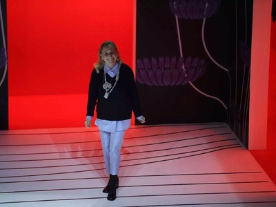 Miuccia Prada: Η «Σιδηρά Κυρία» της Prad...