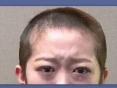 Συγκλονιστικό video! Τραγουδίστρια ξύρισ...