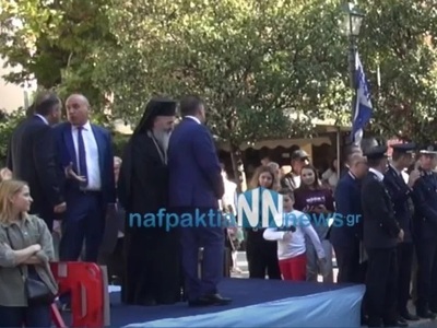 Ναύπακτος: Ο δήμαρχος έδιωξε πολιτευτή α...